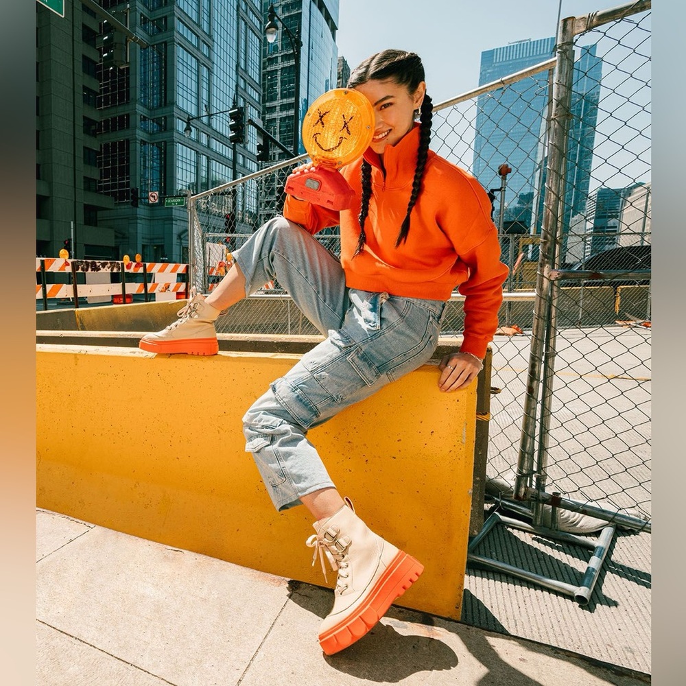 Sorel Caribou x Lace Up Waterproof WP Boots Ceramic/Optimized Orange 10.5 New - Picture 6 of 8